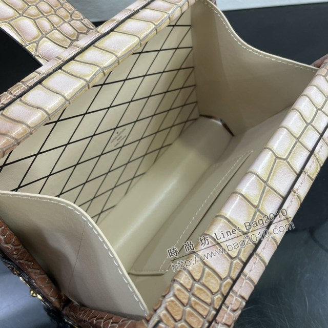 Lv路易威登2023專櫃新款Petite Malle手袋 LV鱷魚皮革袖珍硬箱斜挎男包 N81976 ydh5241
